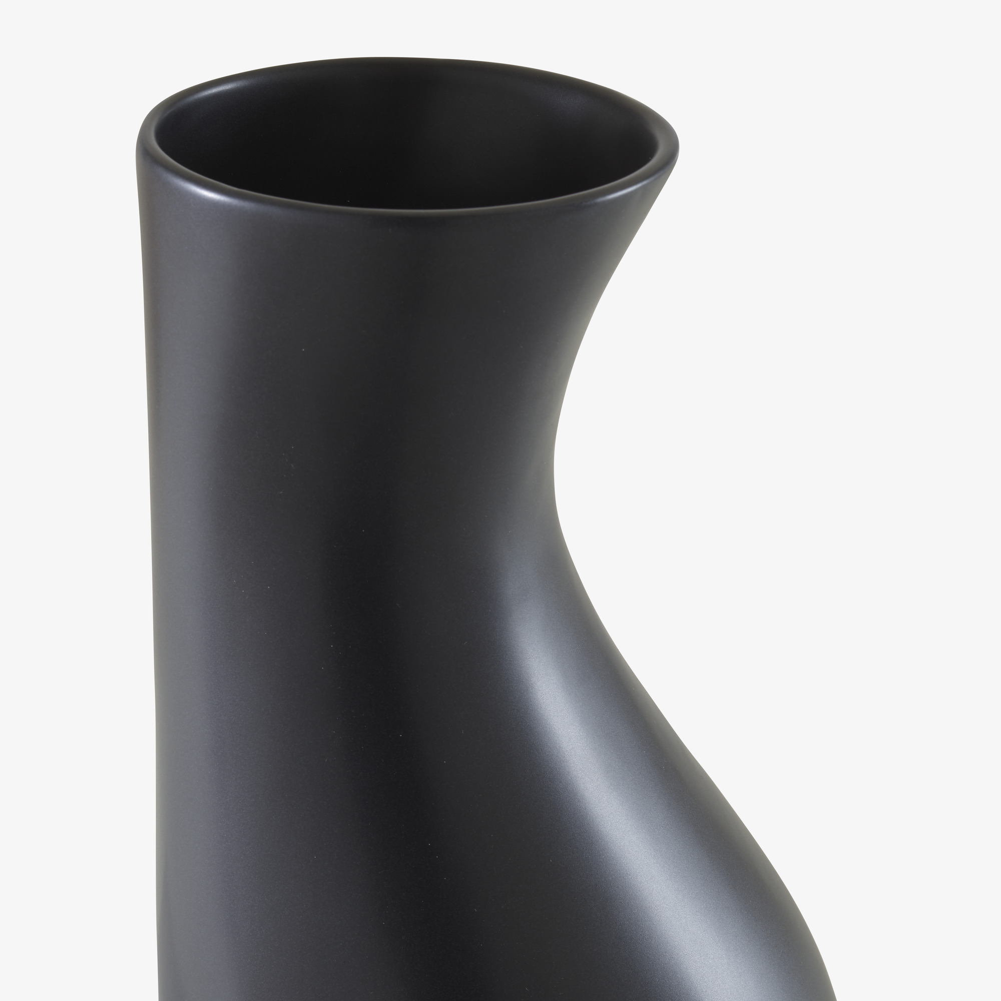Image Vase noir mat  3