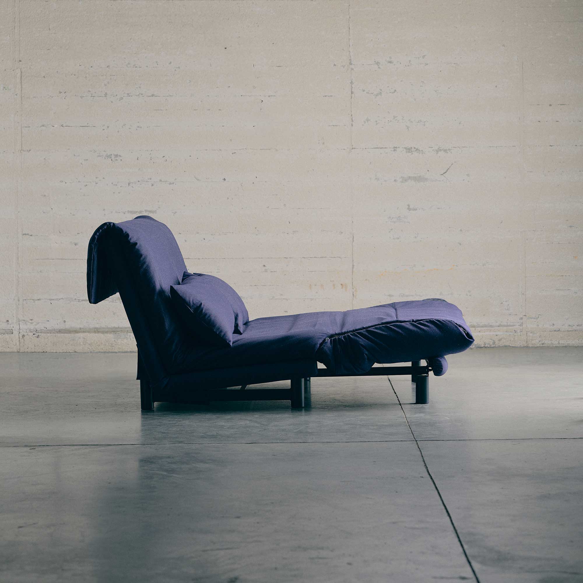 Image SCHLAFSOFA 3-SITZIG MIT KEILKISSEN   4