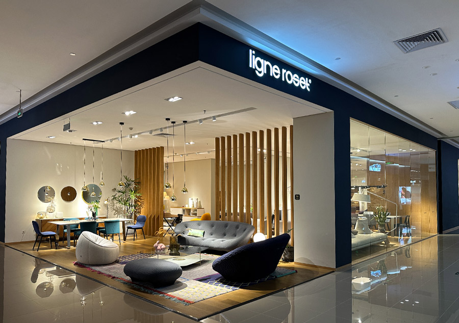 YI'S HOUSE FURNITURE