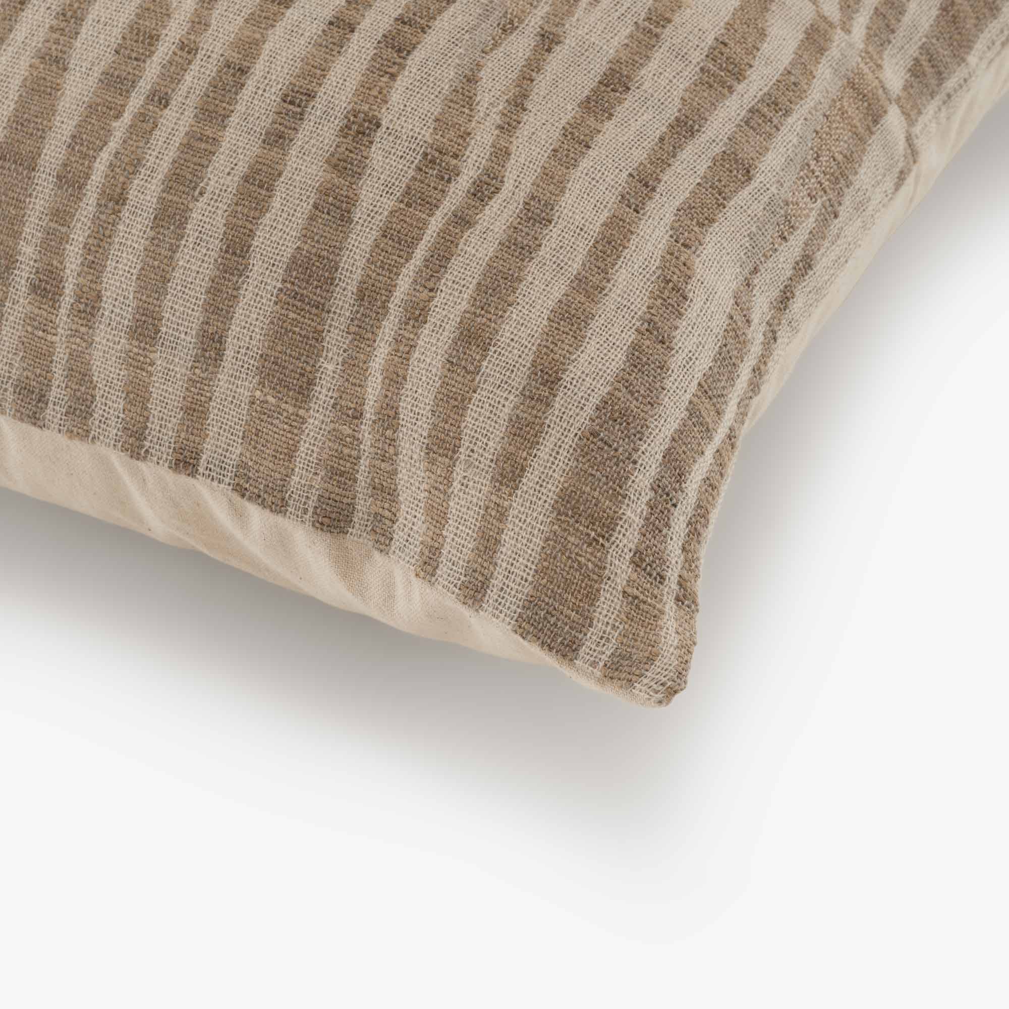 Image KISSEN QUADRATISCH BEIGE 3