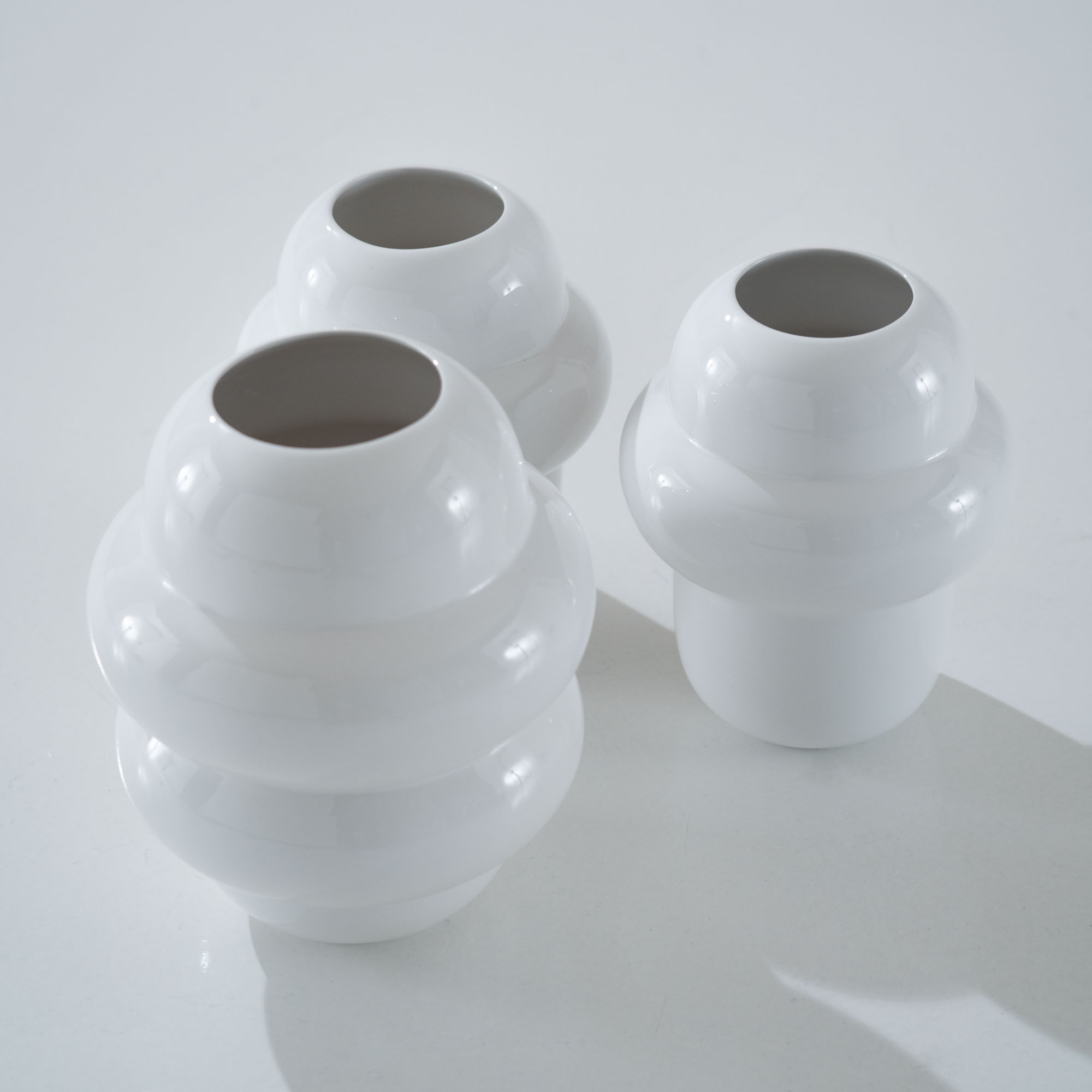 Image VASE MITTELGROSSES MODELL WEISS 2