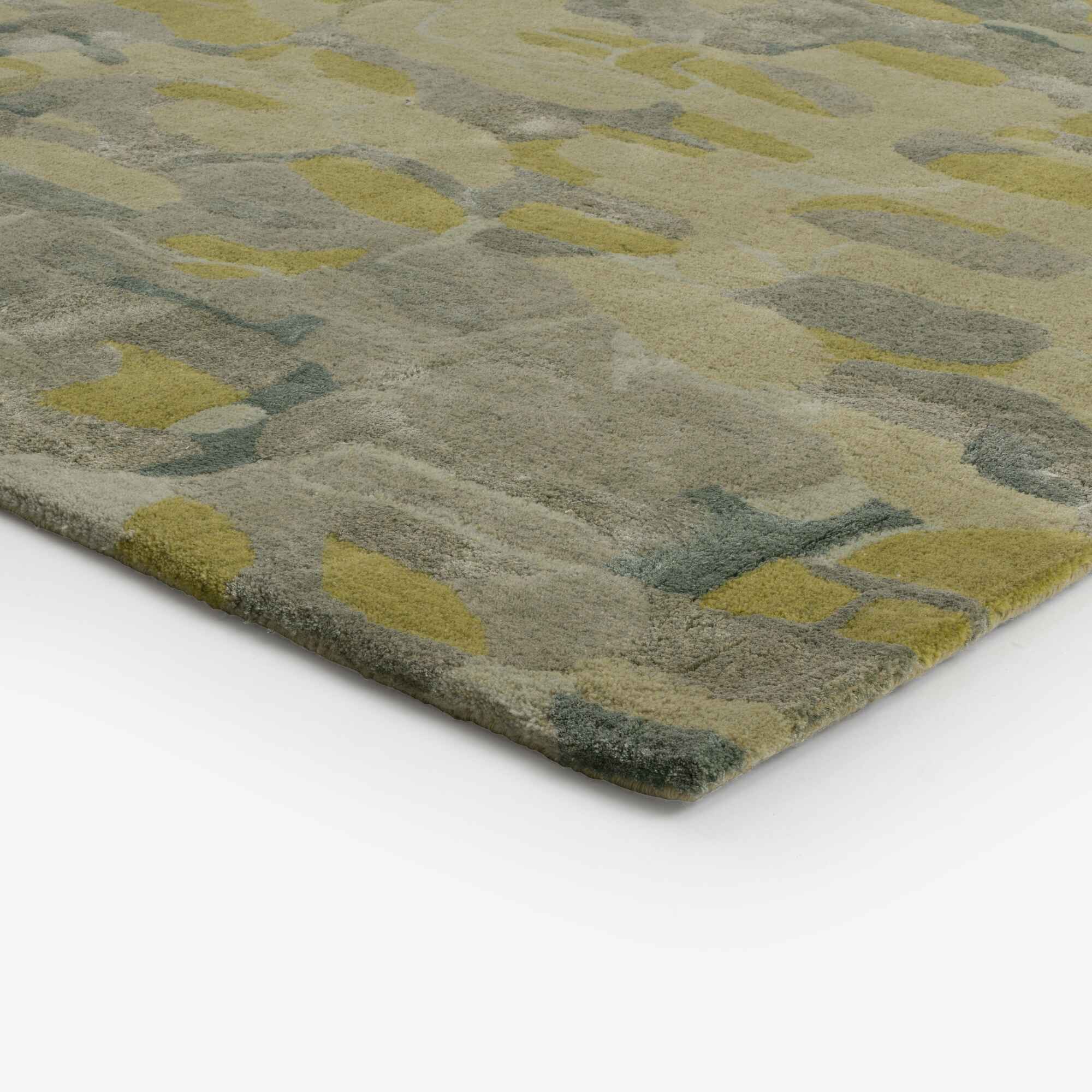 Image Rug green  3