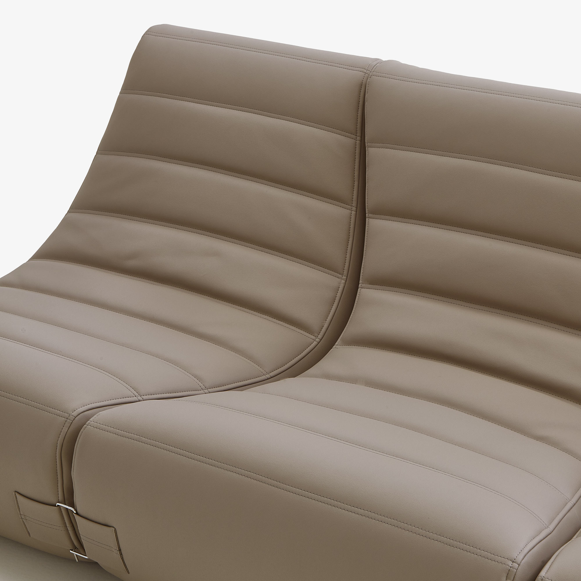 Image Settee outdoor  3