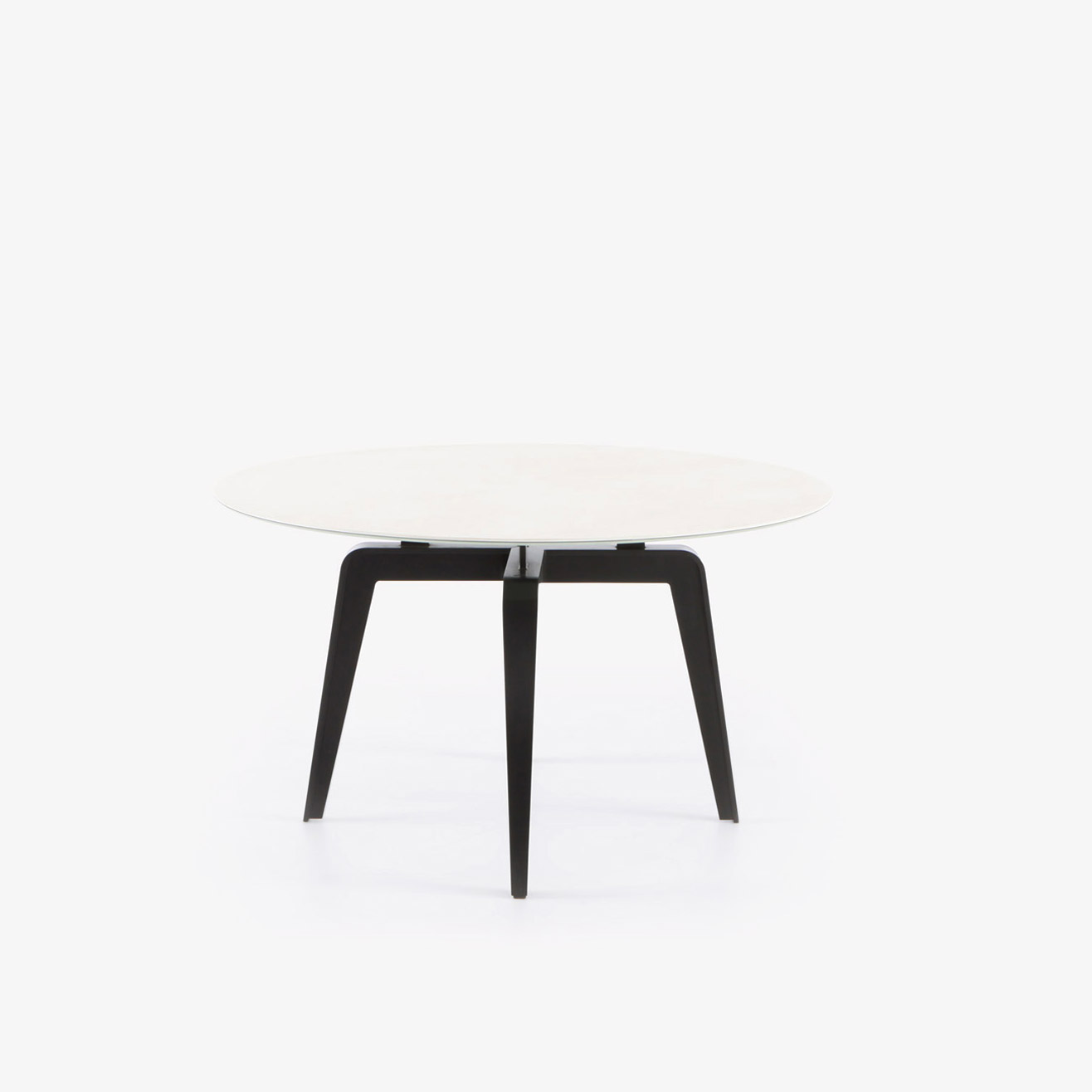 Image Round dining table black lacquered base  3