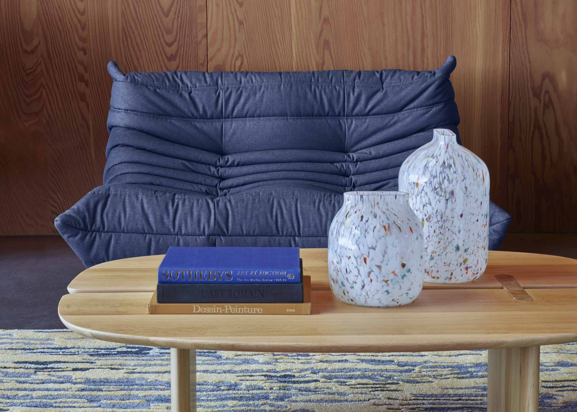 Sofas Togo ® Loveseat without arms - Ligne Roset