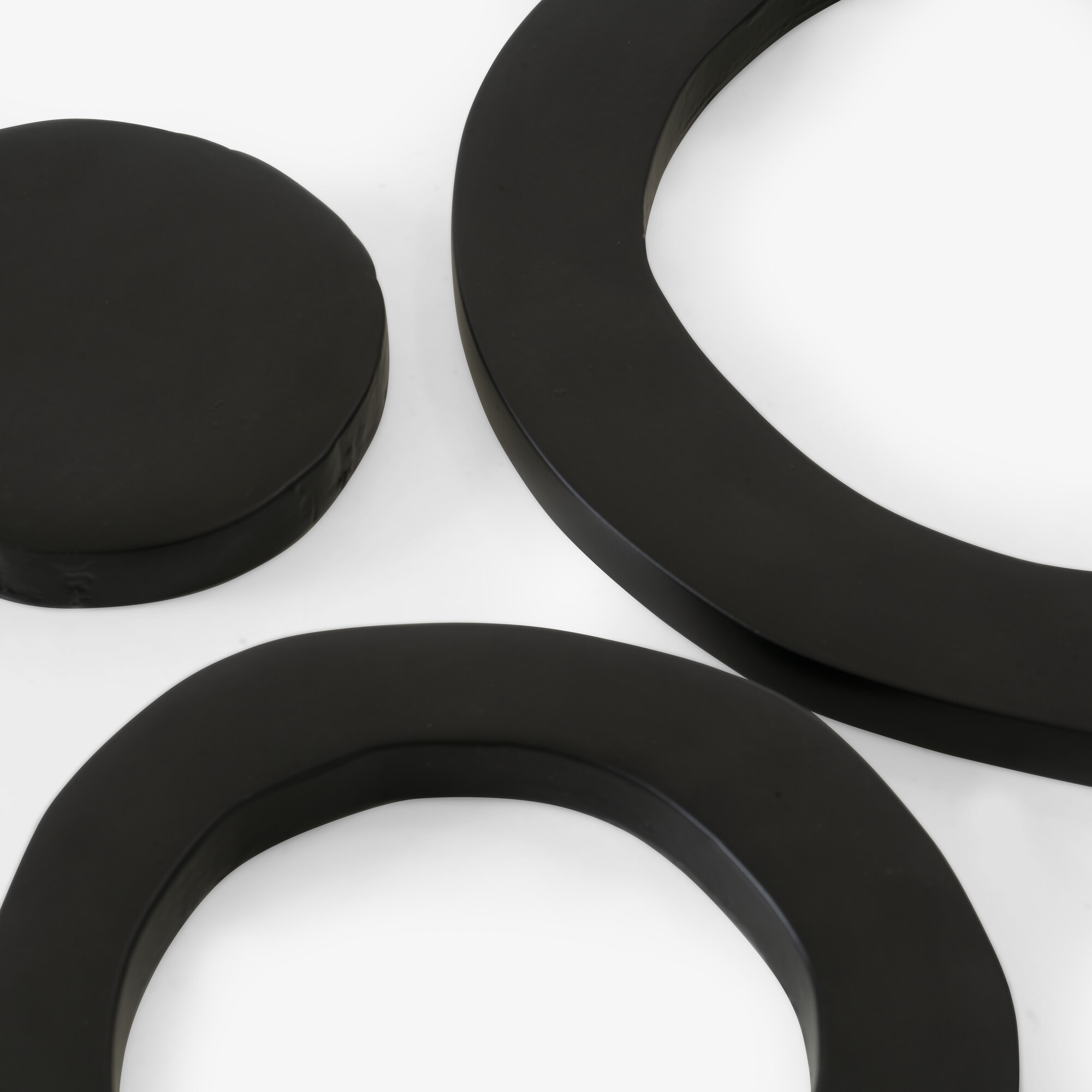 Image Trivet black lacquer  4