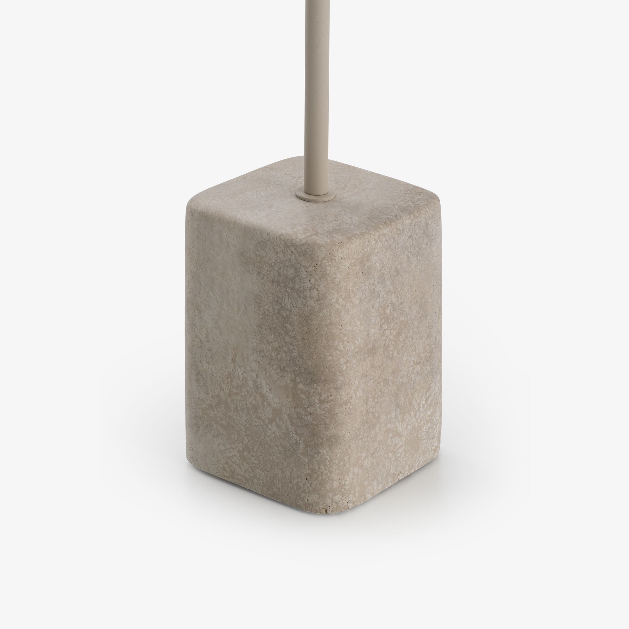 Image Occasional table round top  2