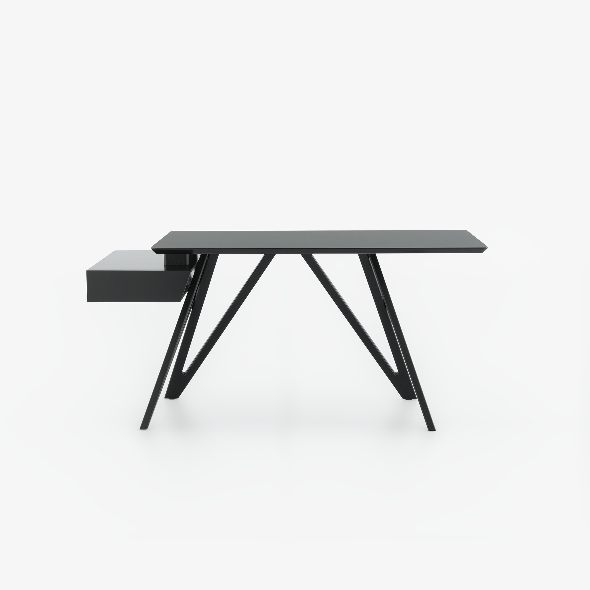 Image Desk top in black laminate base in black stained ash 1