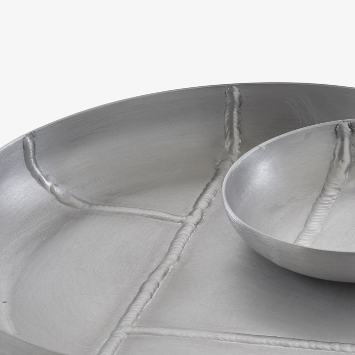 Image Set of 2 dishes brushed aluminum  3