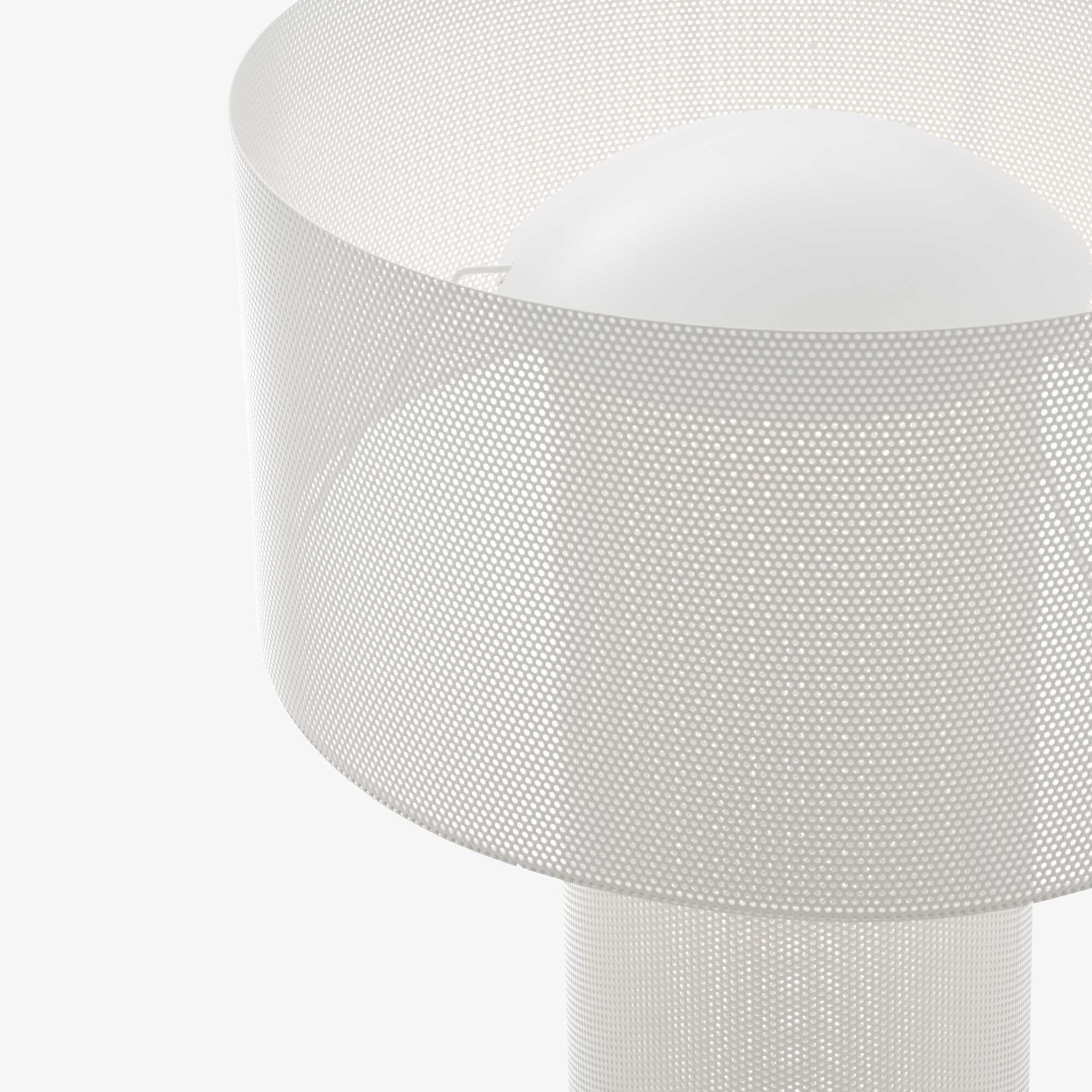 Image Lampadaire blanc  3