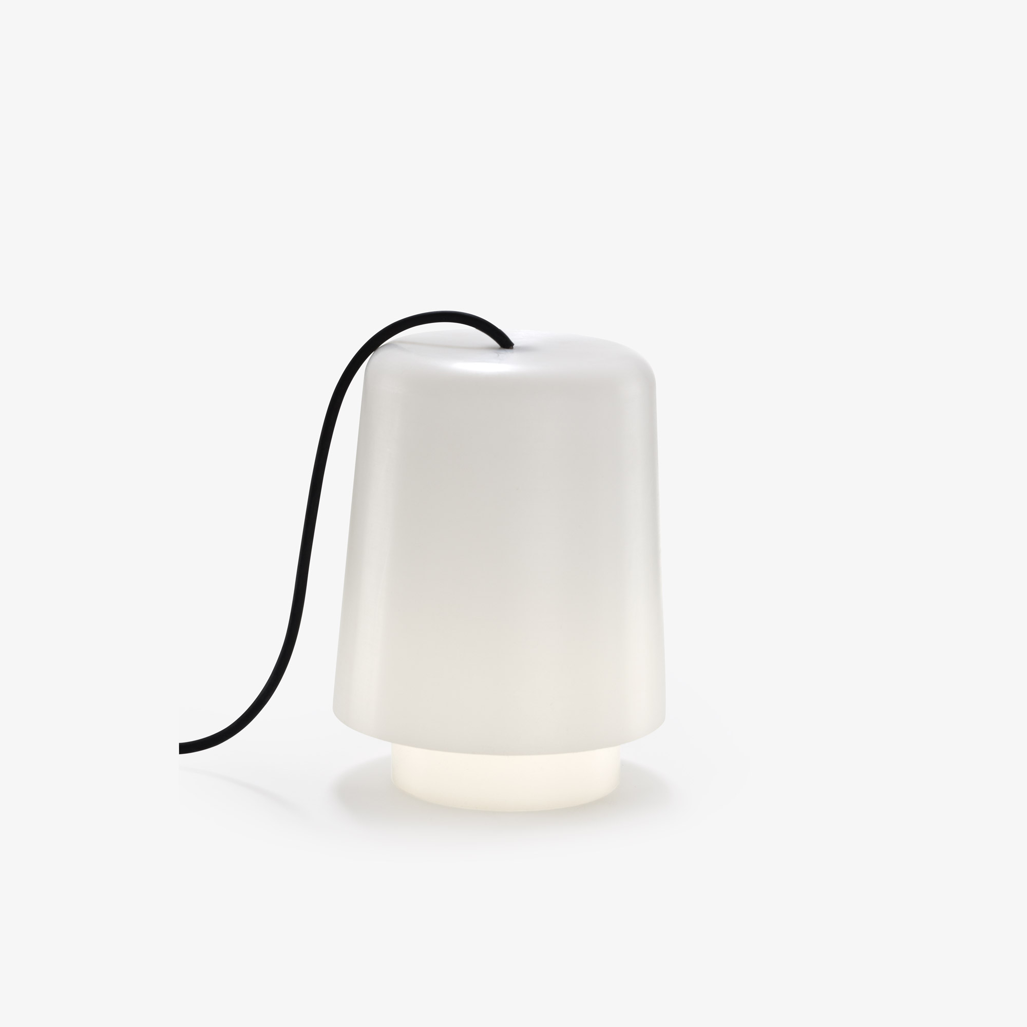 Image Suspension / baladeuse / lampe a poser indoor / outdoor  1