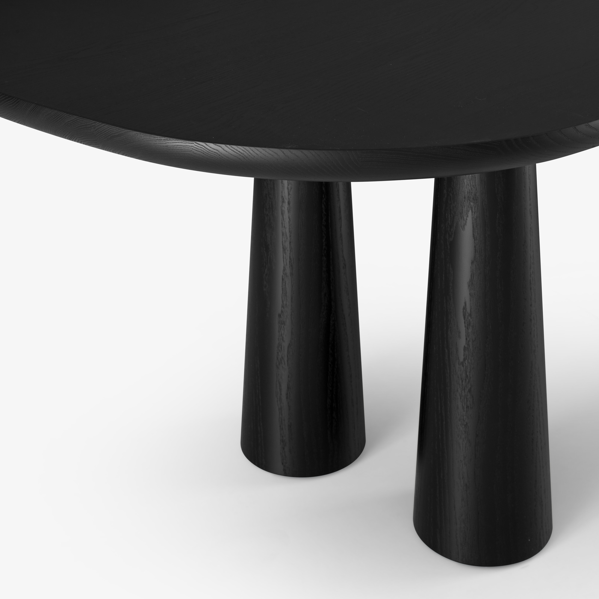 Image Mesa de comedor fresno teñido negro patas de fresno teñido negro 5