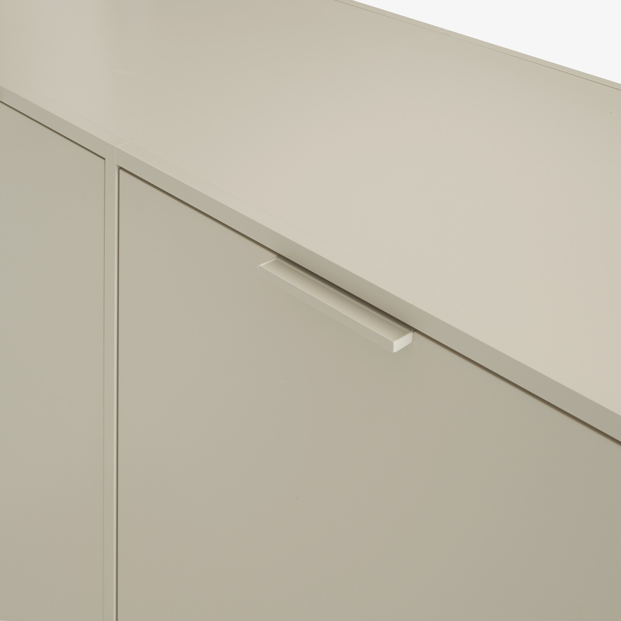 Close-up of top edge and handle of sideboard